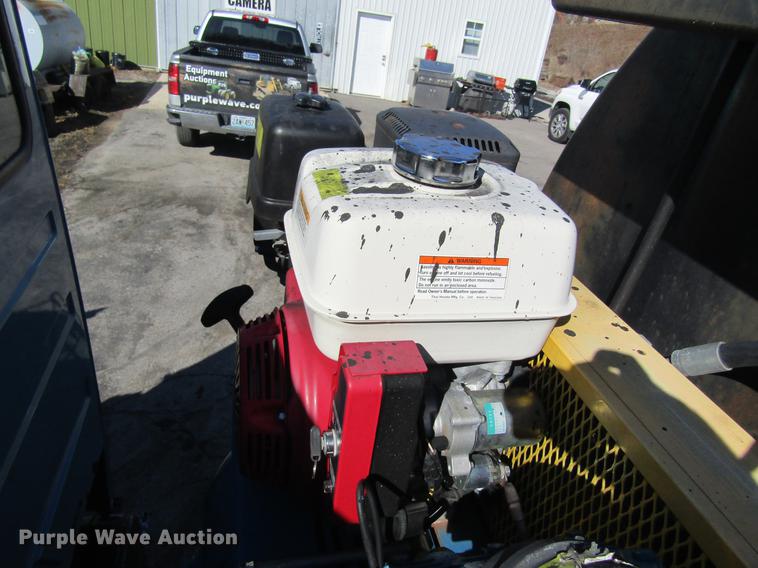 image for item DC4394 1998 Freightliner FL70 seal coat truck