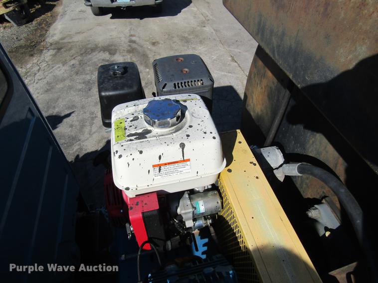 image for item DC4394 1998 Freightliner FL70 seal coat truck