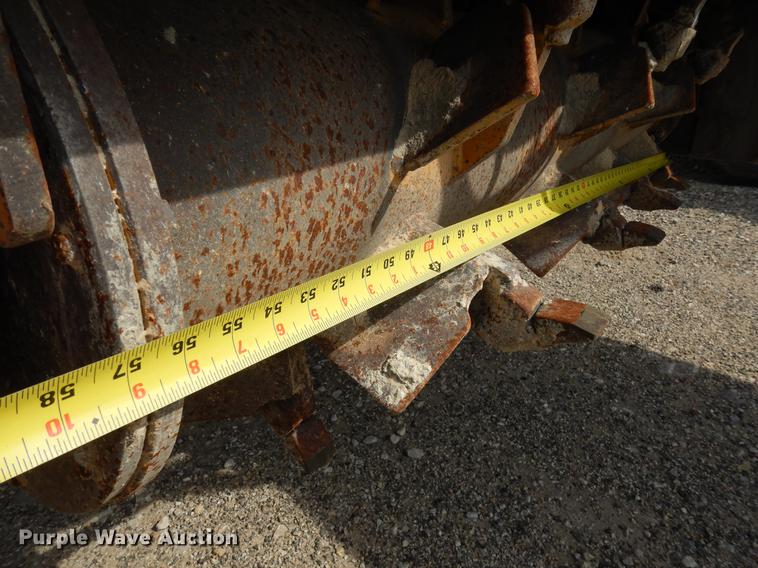 image for item DC5967 Gomaco GT-6200 curb and gutter machine