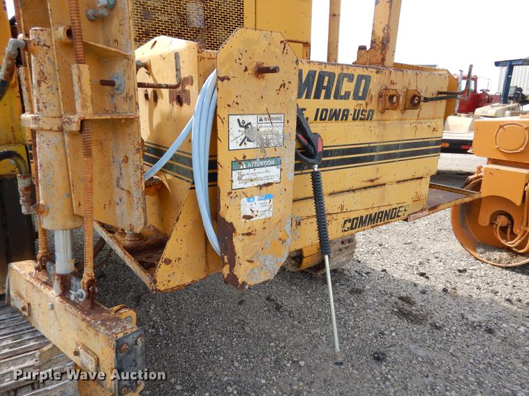 image for item DC5967 Gomaco GT-6200 curb and gutter machine