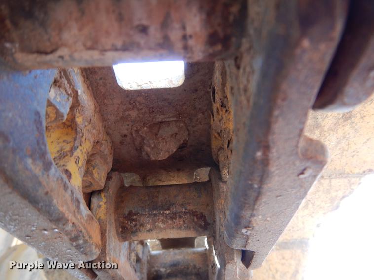 image for item DC5967 Gomaco GT-6200 curb and gutter machine