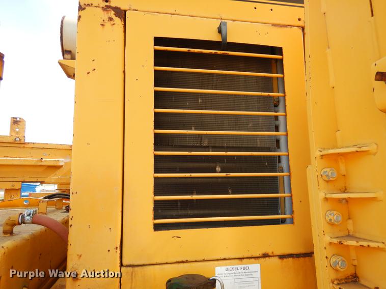 image for item DC5967 Gomaco GT-6200 curb and gutter machine