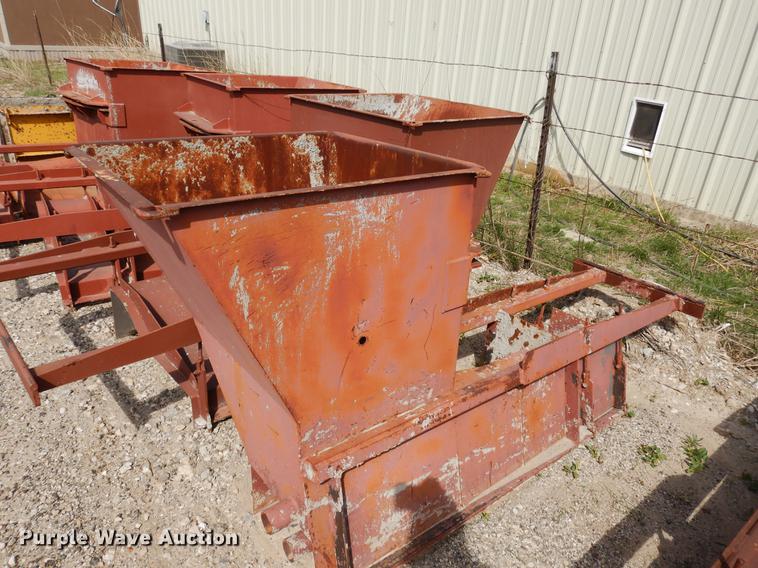 image for item DC5967 Gomaco GT-6200 curb and gutter machine