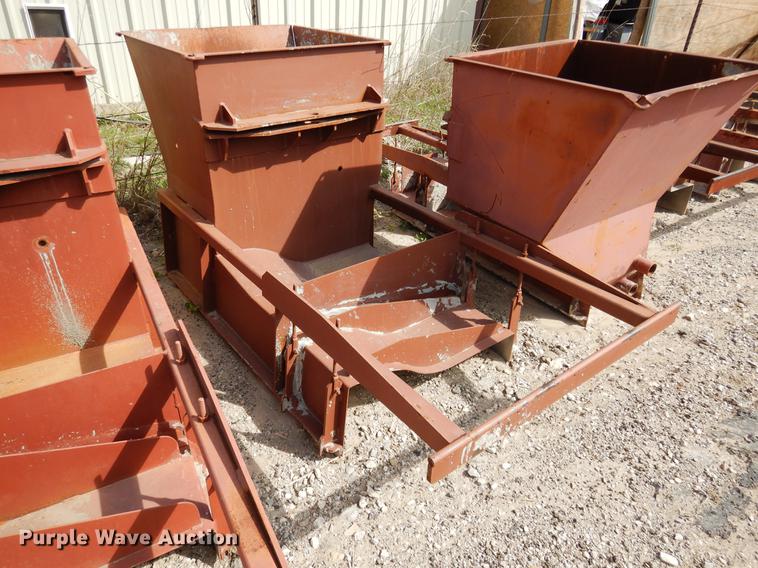 image for item DC5967 Gomaco GT-6200 curb and gutter machine