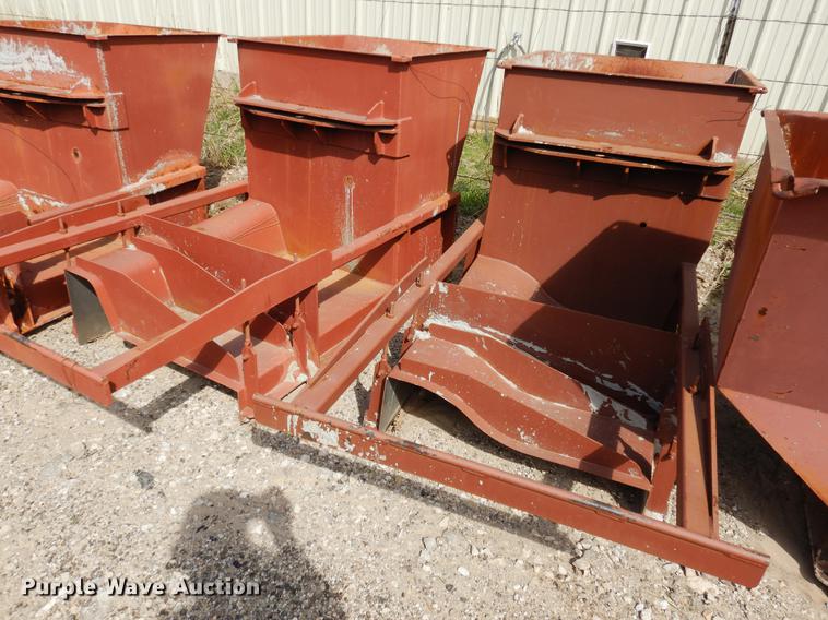 image for item DC5967 Gomaco GT-6200 curb and gutter machine