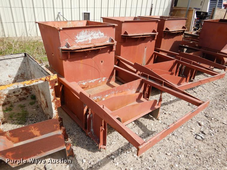 image for item DC5967 Gomaco GT-6200 curb and gutter machine