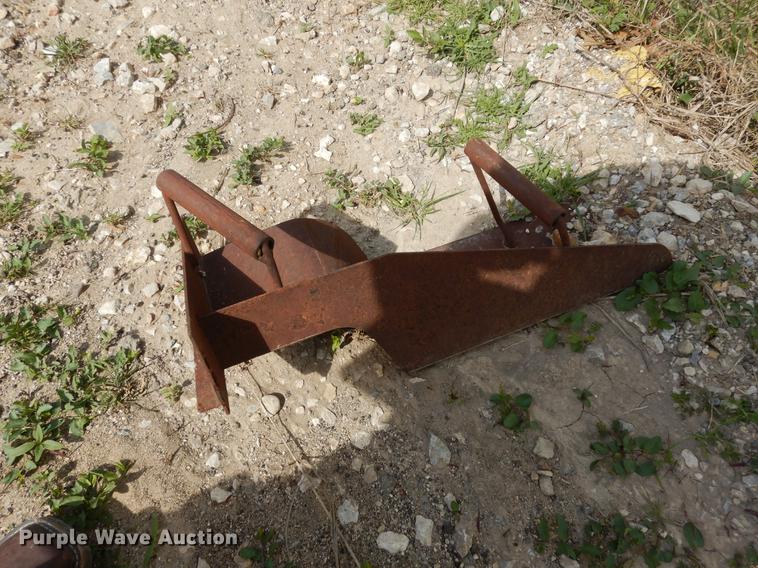 image for item DC5967 Gomaco GT-6200 curb and gutter machine