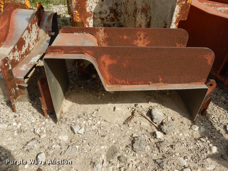 image for item DC5967 Gomaco GT-6200 curb and gutter machine