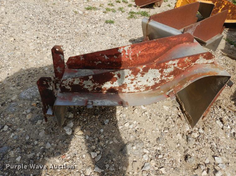 image for item DC5967 Gomaco GT-6200 curb and gutter machine