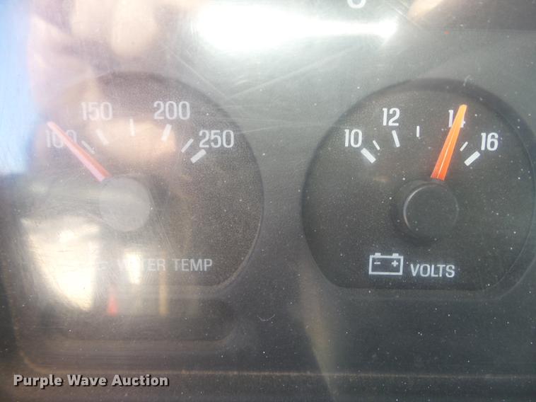 image for item DC7373 2001 Sterling L9500 dump truck