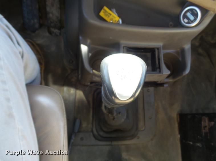 image for item DC7373 2001 Sterling L9500 dump truck