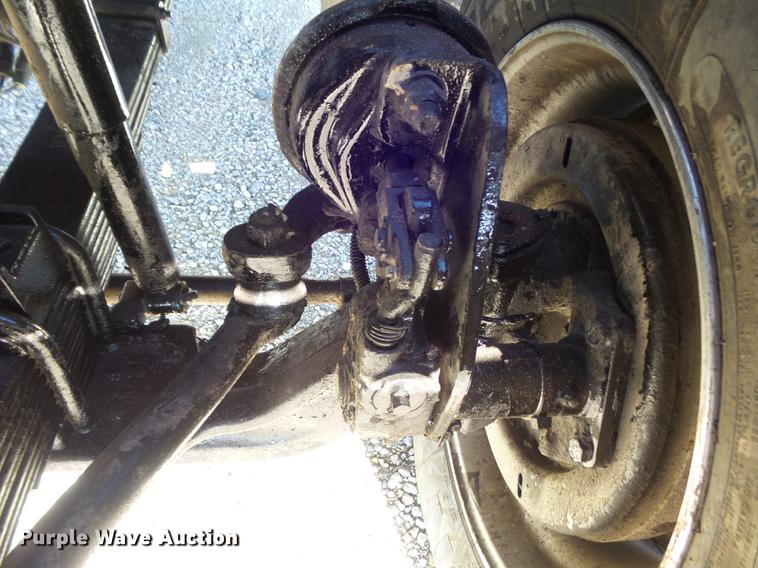 image for item DC7373 2001 Sterling L9500 dump truck