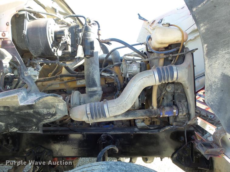 image for item DC7373 2001 Sterling L9500 dump truck