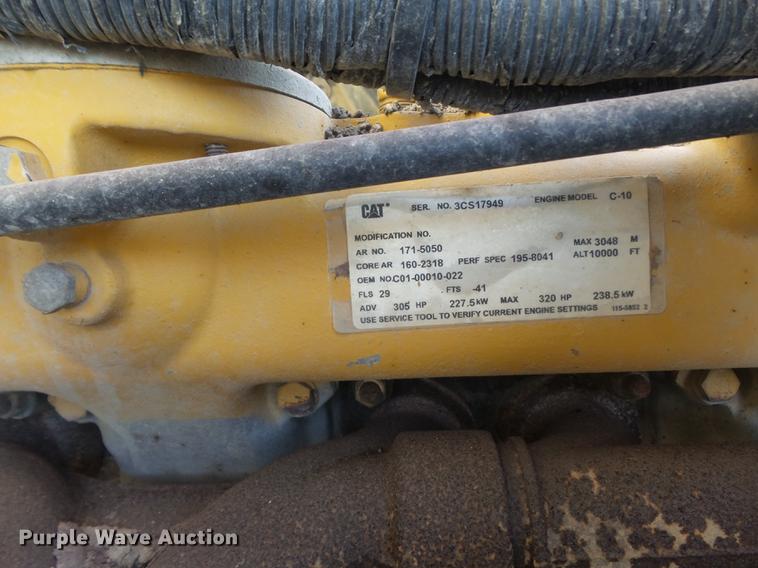 image for item DC7373 2001 Sterling L9500 dump truck