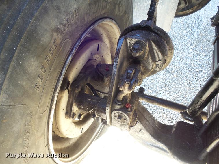 image for item DC7373 2001 Sterling L9500 dump truck