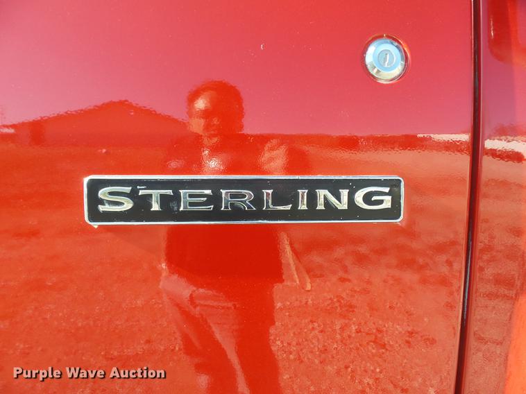 image for item DC7373 2001 Sterling L9500 dump truck