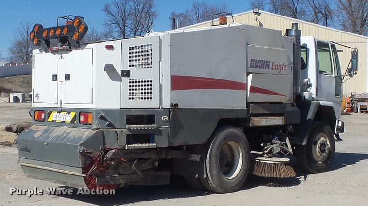 image for item DC7385 2004 Elgin Eagle series F street sweeper