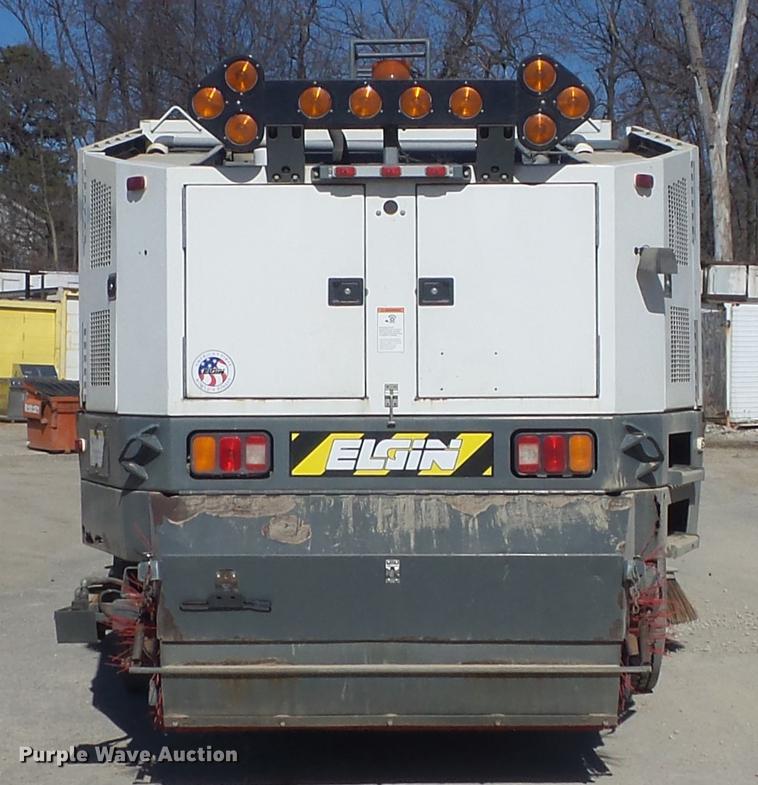 image for item DC7385 2004 Elgin Eagle series F street sweeper