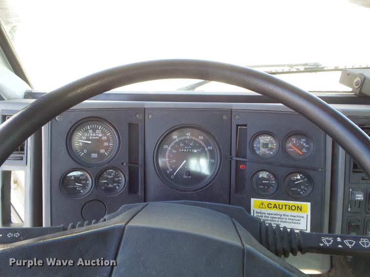 image for item DC7385 2004 Elgin Eagle series F street sweeper