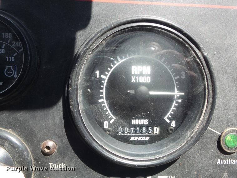 image for item DC7385 2004 Elgin Eagle series F street sweeper