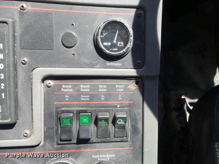 image for item DC7385 2004 Elgin Eagle series F street sweeper