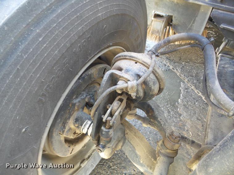 image for item DC7385 2004 Elgin Eagle series F street sweeper