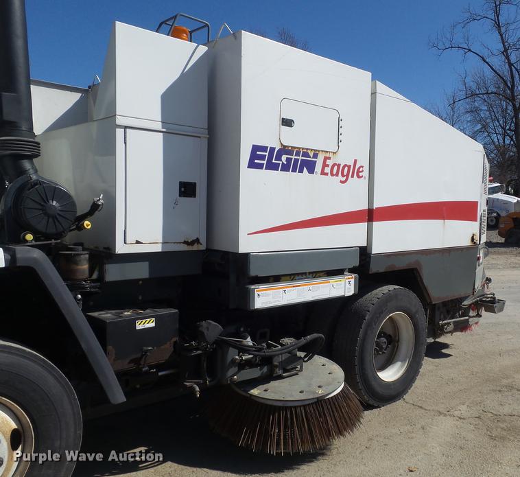 image for item DC7385 2004 Elgin Eagle series F street sweeper