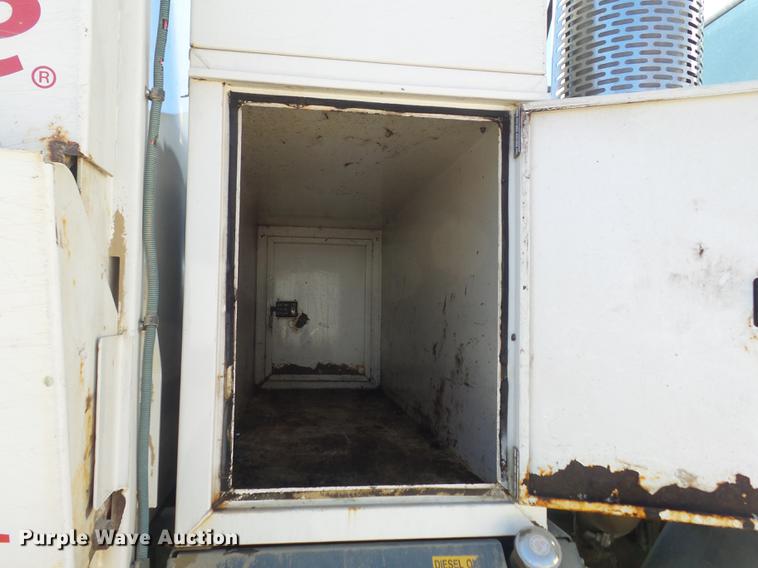 image for item DC7385 2004 Elgin Eagle series F street sweeper