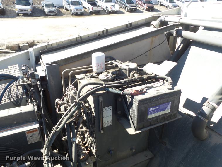 image for item DC7385 2004 Elgin Eagle series F street sweeper