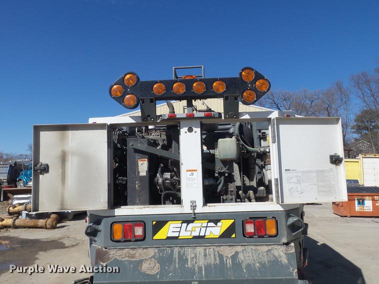 image for item DC7385 2004 Elgin Eagle series F street sweeper