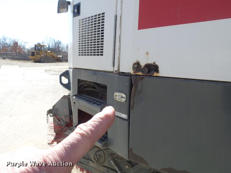 image for item DC7385 2004 Elgin Eagle series F street sweeper