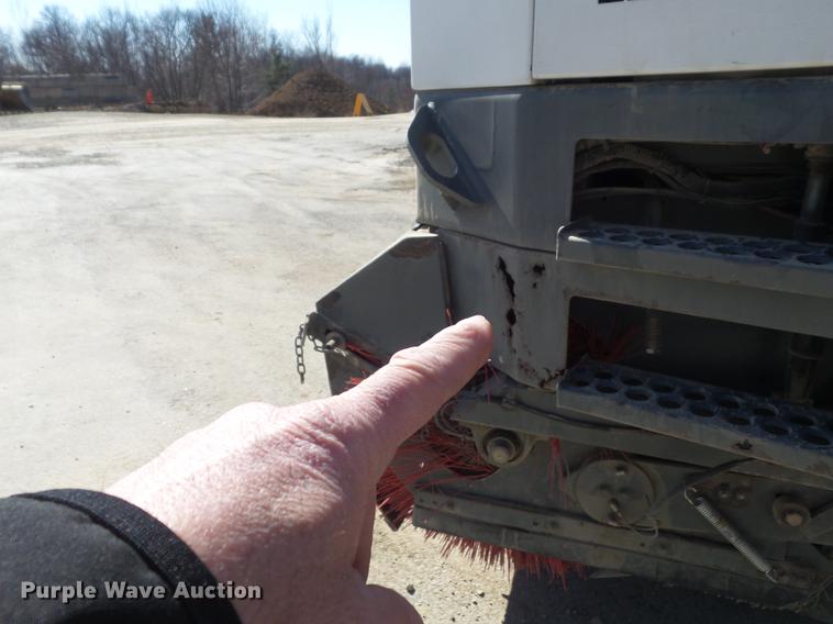 image for item DC7385 2004 Elgin Eagle series F street sweeper