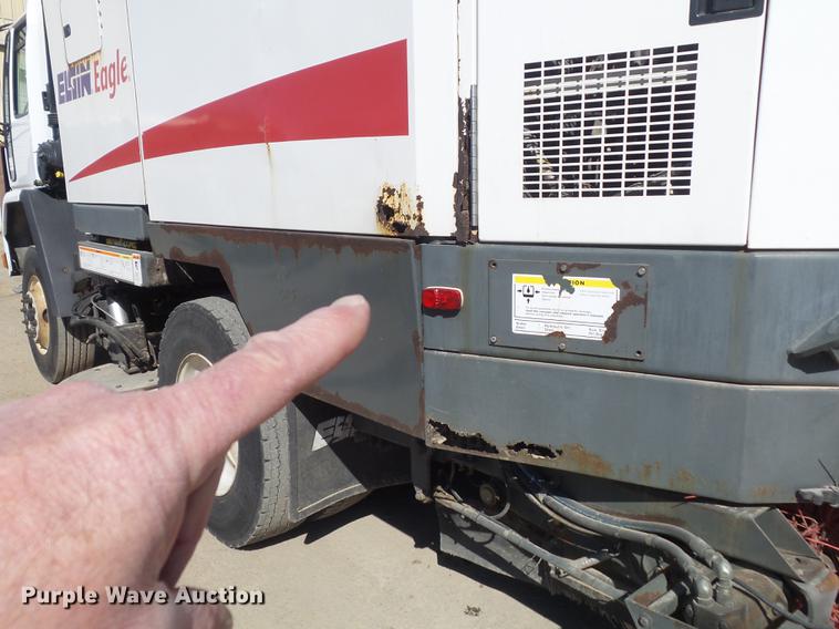 image for item DC7385 2004 Elgin Eagle series F street sweeper