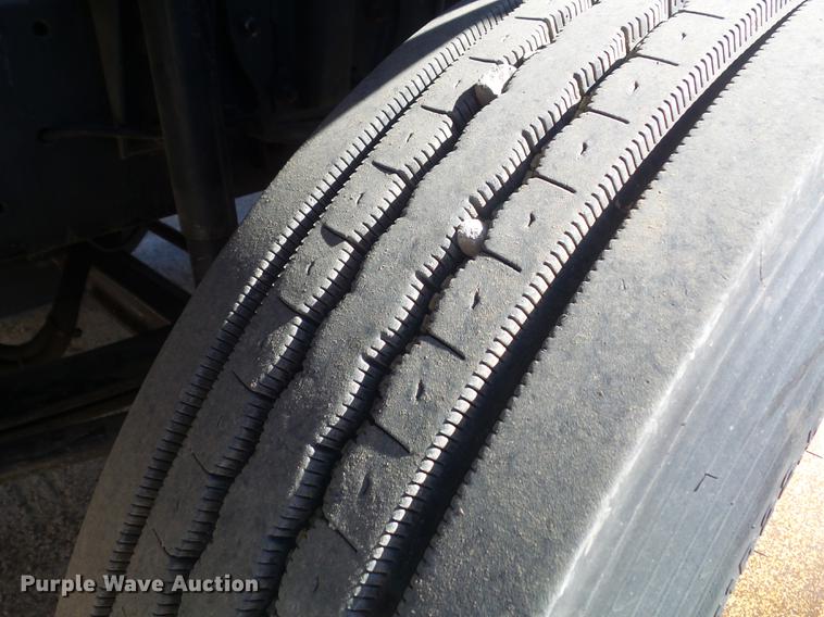 image for item DC7385 2004 Elgin Eagle series F street sweeper