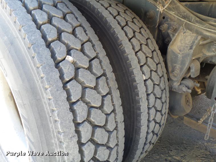 image for item DC7385 2004 Elgin Eagle series F street sweeper