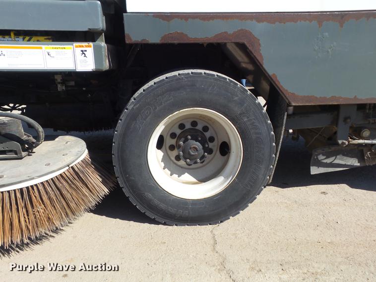 image for item DC7385 2004 Elgin Eagle series F street sweeper