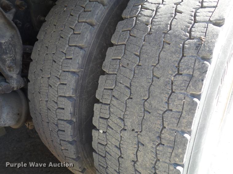 image for item DC7385 2004 Elgin Eagle series F street sweeper