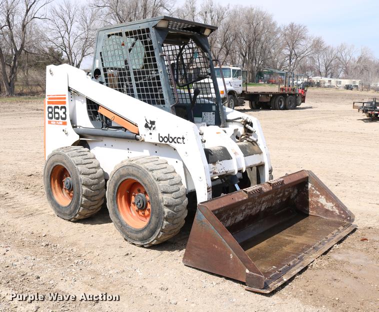 image for item DC7643 1998 Bobcat 863 skid steer