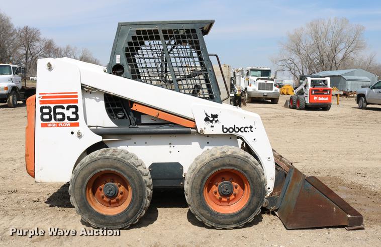 image for item DC7643 1998 Bobcat 863 skid steer