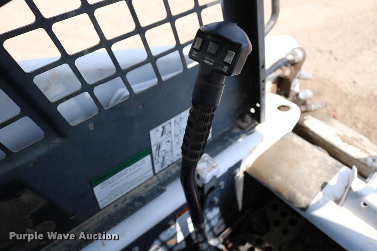 image for item DC7643 1998 Bobcat 863 skid steer