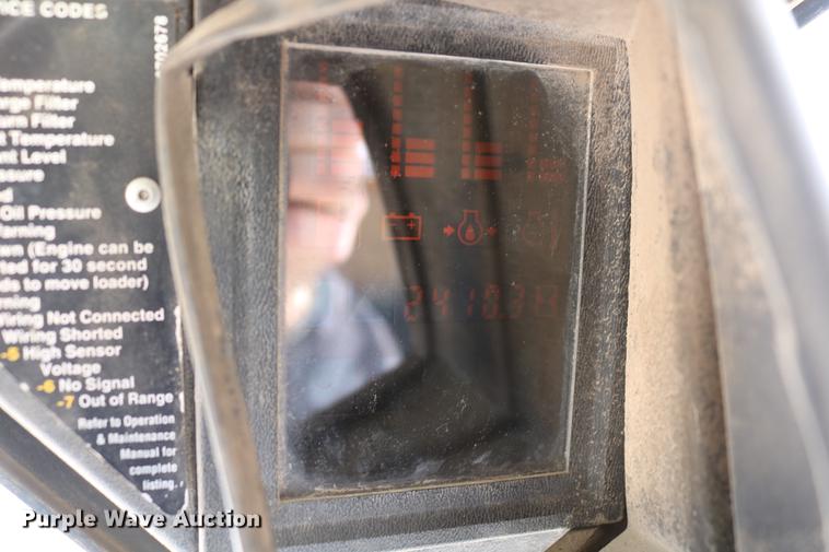 image for item DC7643 1998 Bobcat 863 skid steer