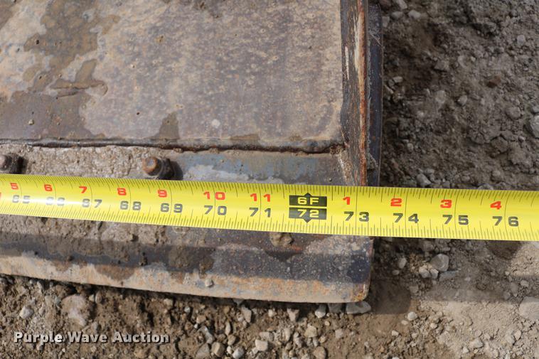 image for item DC7643 1998 Bobcat 863 skid steer