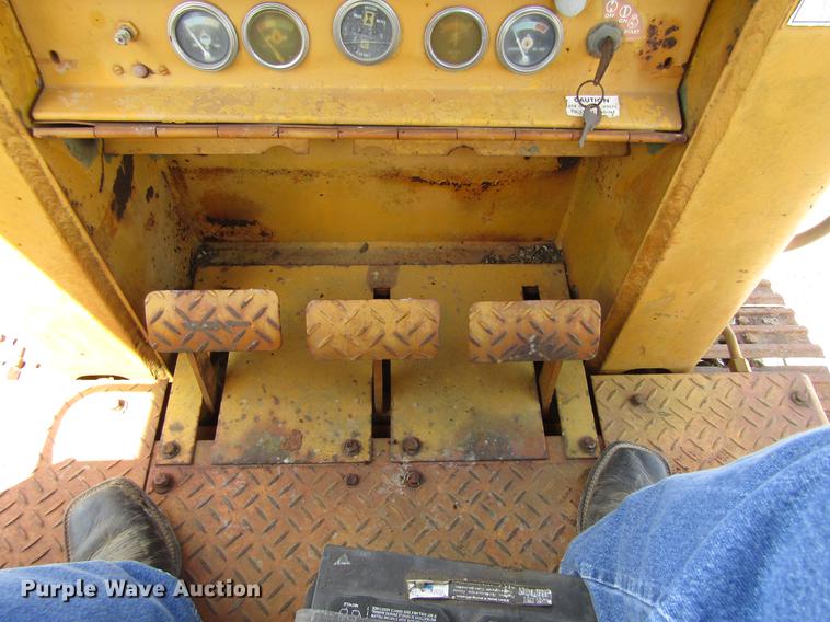 image for item DC7919 1978 Caterpillar 931 track loader