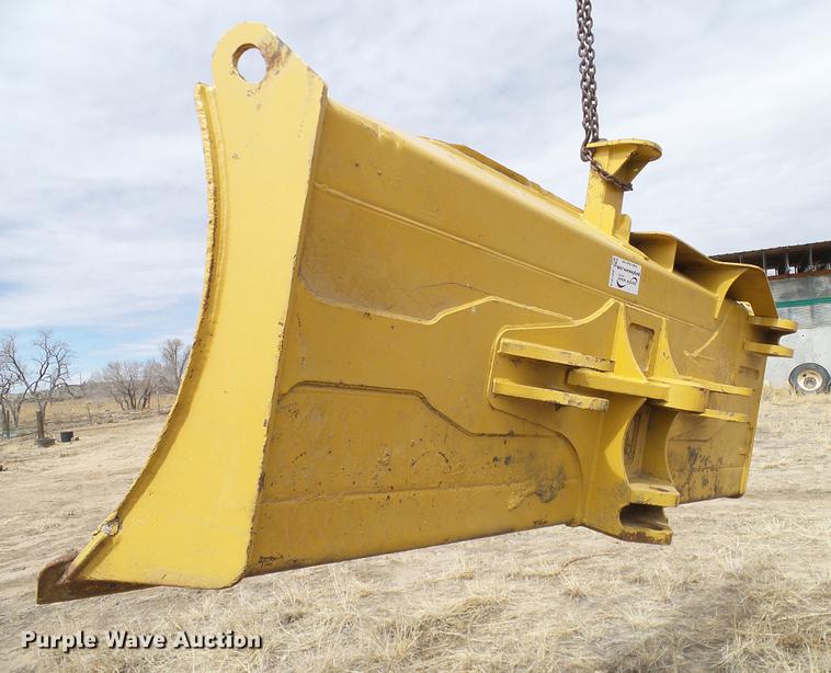 Caterpillar D6M sixway dozer blade in Olney Springs, CO Item DD1319