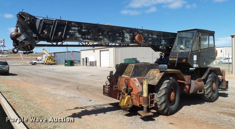 image for item DD1327 1979 Omega 18 crane