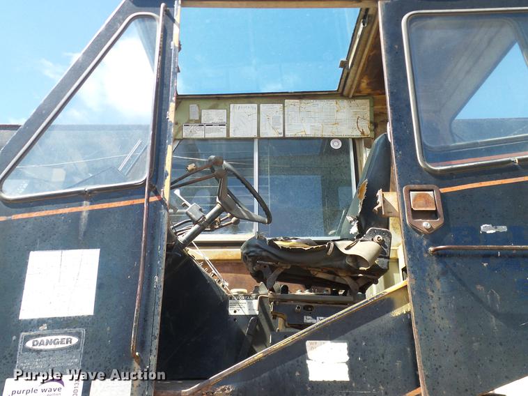 image for item DD1327 1979 Omega 18 crane