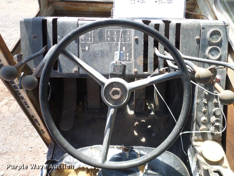 image for item DD1327 1979 Omega 18 crane