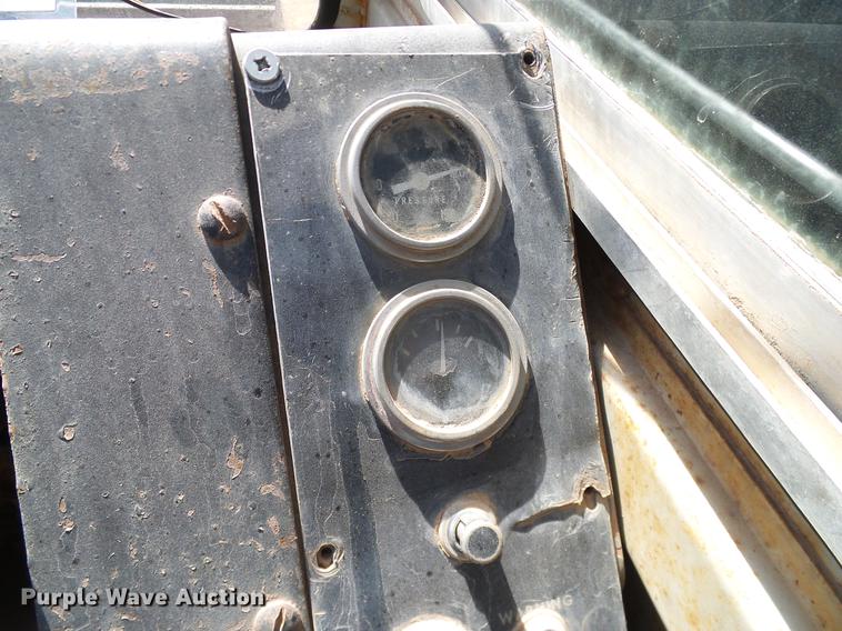 image for item DD1327 1979 Omega 18 crane