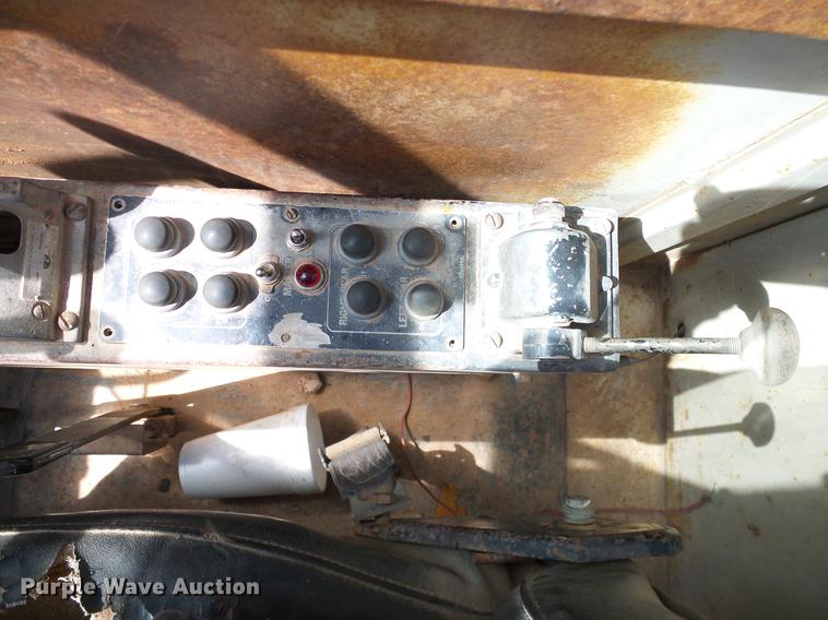 image for item DD1327 1979 Omega 18 crane