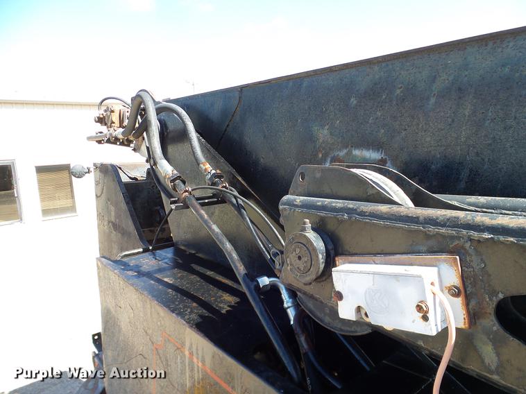 image for item DD1327 1979 Omega 18 crane